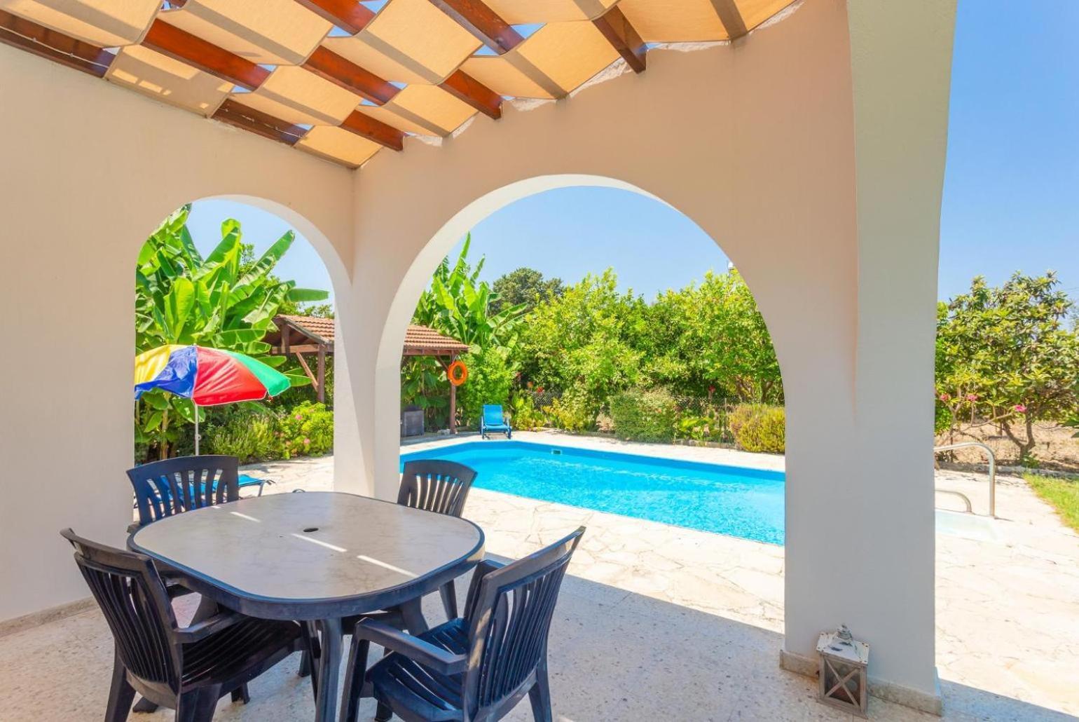 Sun Beach Villa Thio Полис Экстерьер фото